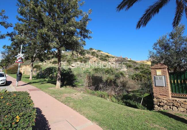 Green Land Suitable for Property Construction in Benalmadena 4