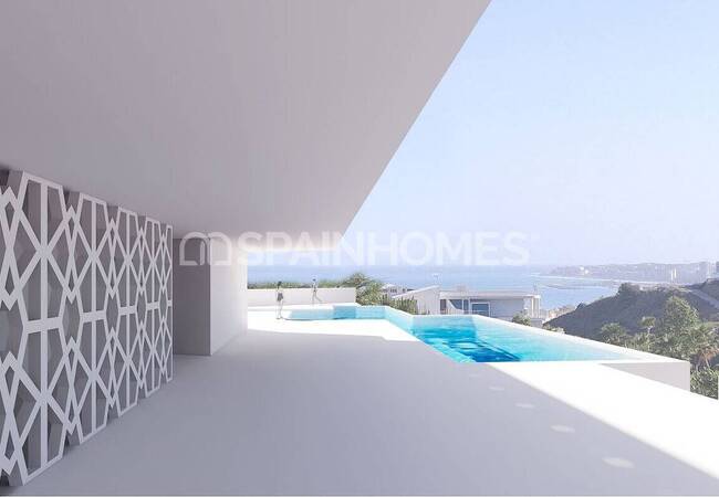 Sea-view Plot with a Pre-project for a Hotel in Benalmadena 1