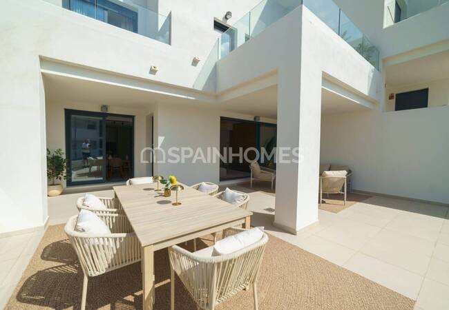 Benalmádena'da Lüks Konut Projesinde Lüks Yarı Müstakil Ev 2