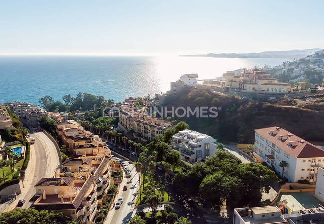 Modern Apartments with Spacious and Luminous Design in Benalmadena 2