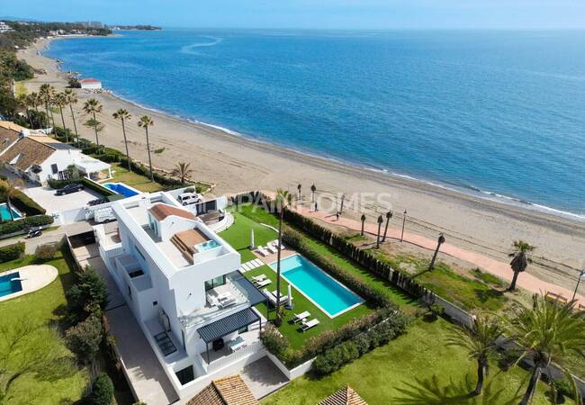 Instapklare Villa Aan Het Strand Aan De New Golden Mile Van Estepona 1