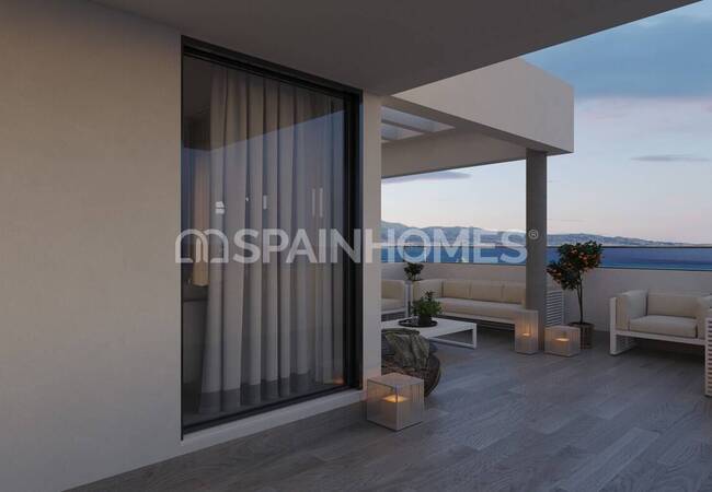 Casares'te Golf Kulübüne Yakın Deniz Manzaralı Daireler 2