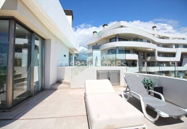 Mijas’ta Sahil Kenarı Ayrıcalıklı Konumda Eşyalı Daire 12