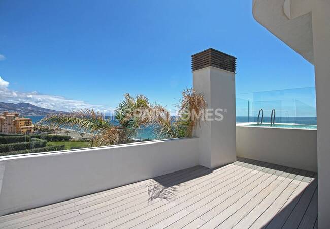 Mijas’ta Sahil Kenarı Ayrıcalıklı Konumda Eşyalı Daire 13