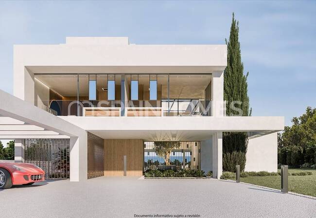 Estepona'da Denize Sıfır Konumda Asansörlü Satılık Villa 4