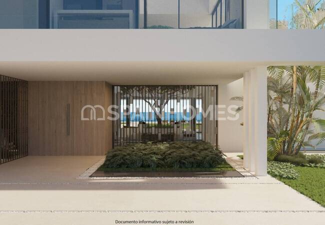 Estepona'da Denize Sıfır Konumda Asansörlü Satılık Villa 5
