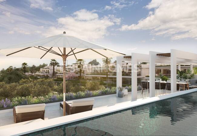 Marbella’da Golf Sahasına Yakın Sıfır Lüks Daireler 9