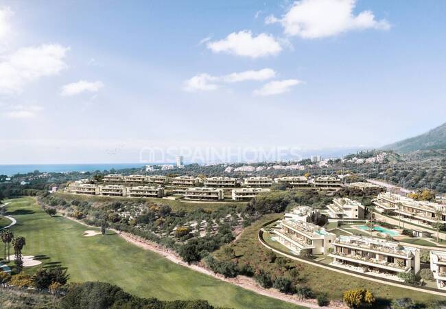 Marbella’da Golf Sahasına Yakın Sıfır Lüks Daireler 2
