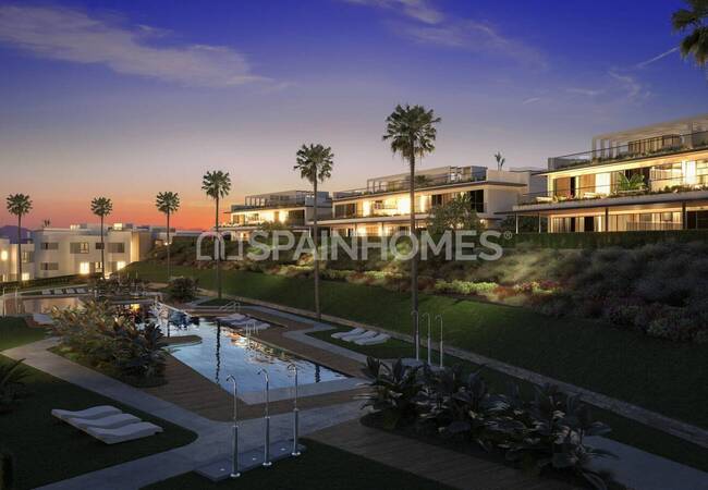 Marbella’da Golf Sahasına Yakın Sıfır Lüks Daireler 7