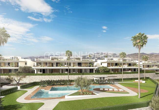 Prestigious Golf Apartments in an Elite Complex in Marbella 1