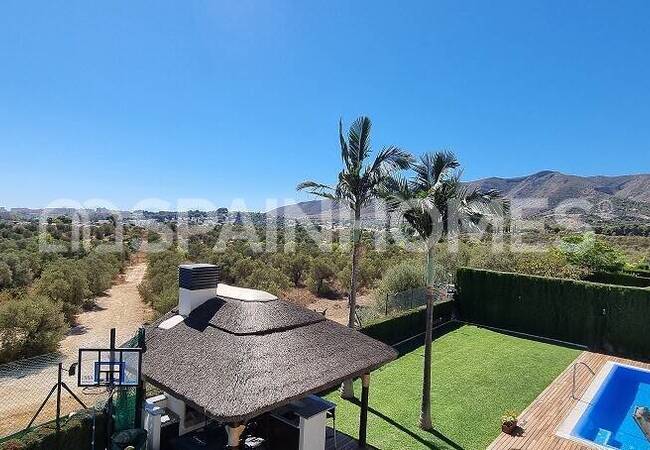 Вилла с Видом на Море и Гостевой Квартирой в Малаге 3