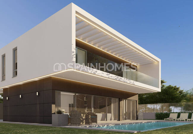 Benalmadena'da Panoramik Deniz Manzaralı Geniş Villa 2