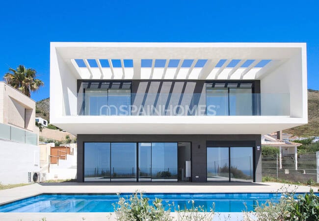 Ruime Villa Met Panoramisch Uitzicht Op Zee In Benalmadena 1