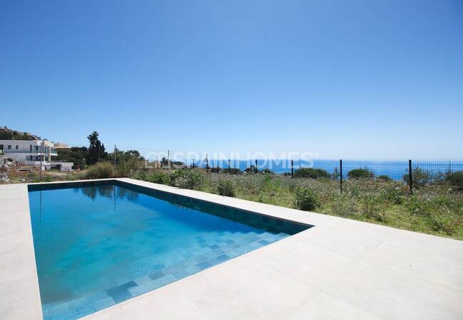 Ruime Villa Met Panoramisch Uitzicht Op Zee In Benalmadena 4