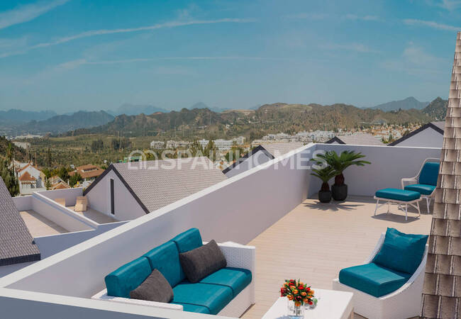 New Townhouses and Semi-detached Houses in Malaga 4