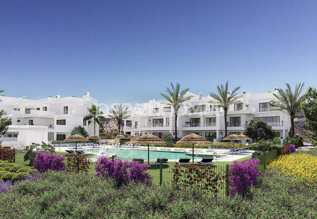Seaview Apartments in a Complex Close to the Beach in Estepona 1