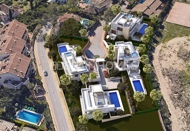 Marbella'da Özel Havuzlu ve Asansörlü Müstakil Evler 2