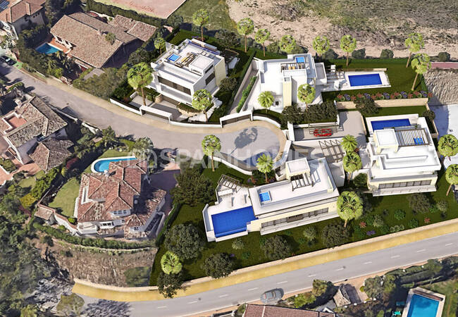 Marbella'da Özel Havuzlu ve Asansörlü Müstakil Evler 4