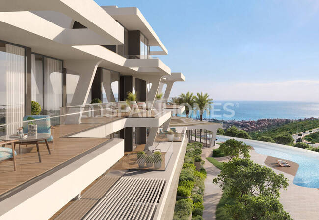 Casares'te Göz Kamaştırıcı Manzaralı Özel Tasarım Daireler 1