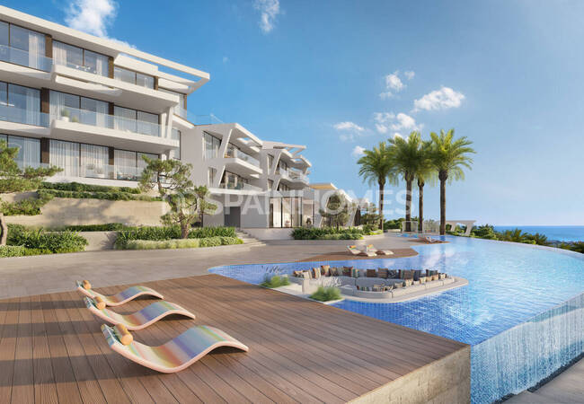 Casares'te Göz Kamaştırıcı Manzaralı Özel Tasarım Daireler 2