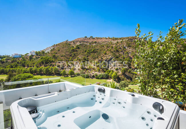 Villa De Golf Avec Caractéristiques Ultra Luxe À Benahavis 9