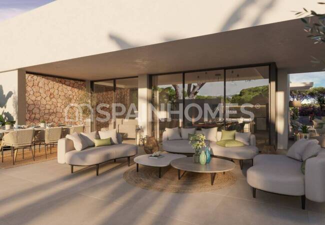 Mijas Calahonda'da Deniz Kıyısında 4 Yatak Odalı Şık Villalar 5