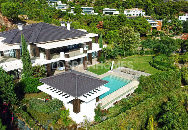 Дизайнерская недвижимость с потрясающими видами в Бенаависе 8