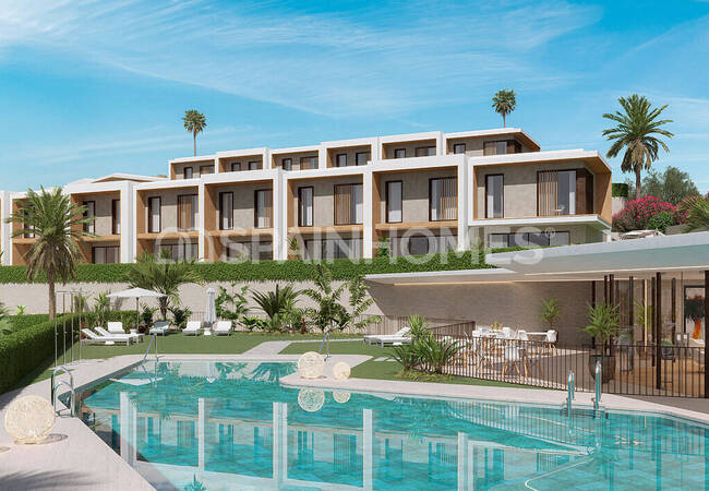 Sea View Townhouses Featuring Private Gardens in Mijas 1
