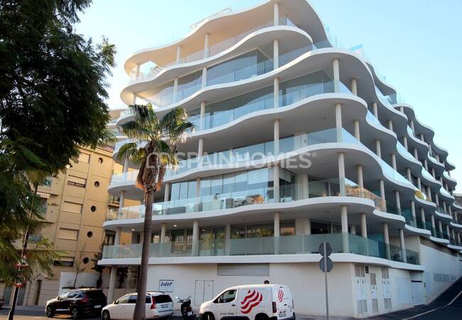 Elegant Apartment Steps Away From Fuengirola’s Shore 1
