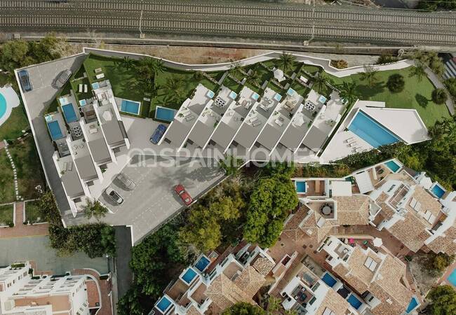 Townhouses with Spacious Interior Areas in Fuengirola 7