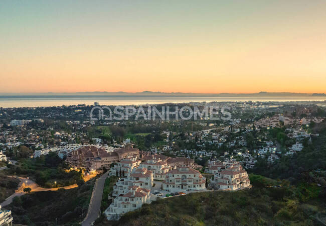Marbella'da Deniz Manzaralı Satılık Sıfır Daireler 9