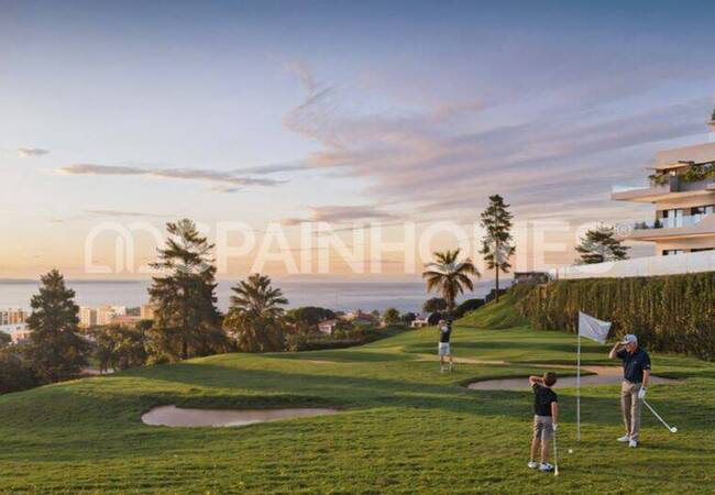 Malaga Mijas'ta Golf Sahasına Yakın Deniz Manzaralı Daireler 4