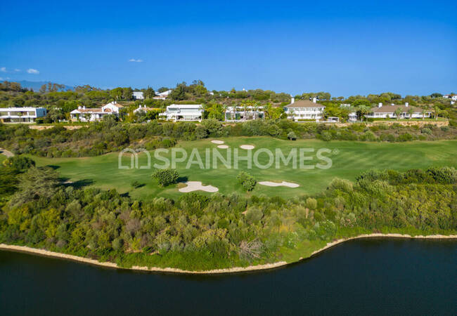 Detached Key-ready House with a Swimming Pool in Casares 4