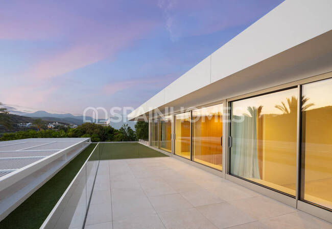 Detached Key-ready House with a Swimming Pool in Casares 12
