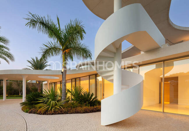 Detached Key-ready House with a Swimming Pool in Casares 16