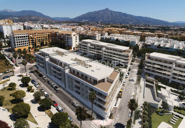 Marbella'da Havuzlu Site İçinde Enerji Dostu Daireler 8
