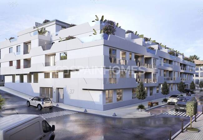 Mijas Las Lagunas'ta Olanaklara Yakın Ferah Daireler 5