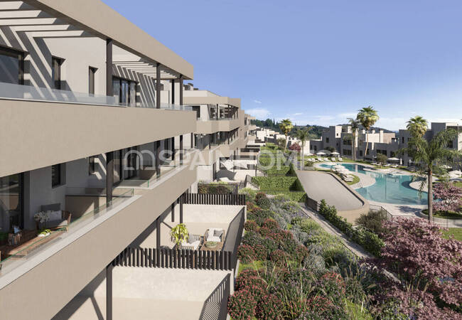 Spacious Flats in a Golfside Complex with Pool in Casares 4