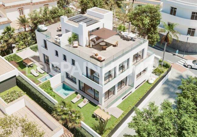 Malaga'da Özel Havuzlu ve Özel Bahçeli Sıfır Villa