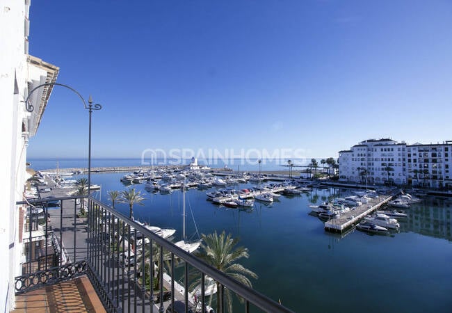 Penthouse-appartement Met Uitzicht Op Zee In Manilva Málaga 1