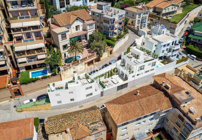 Flats with Spacious Terraces in El Limonar Málaga 2