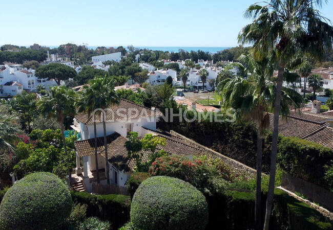 4-bedroom House with Sea View in Marbella Málaga 6
