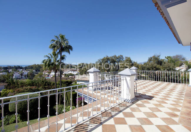 4-bedroom House with Sea View in Marbella Málaga 14