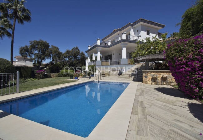 4-bedroom House with Sea View in Marbella Málaga 9