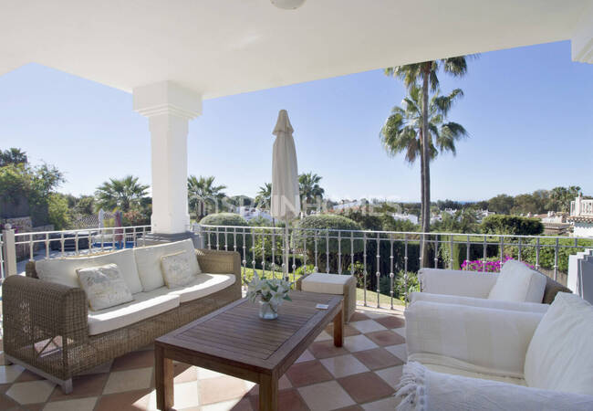 4-bedroom House with Sea View in Marbella Málaga 16