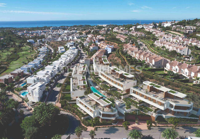 Sea-view Houses in a Boutique Complex in Estepona 6