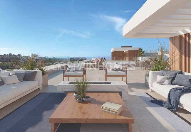 Sea-view Houses in a Boutique Complex in Estepona 4