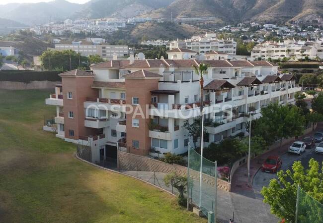 2-bedroom Flat in a Golfside Complex in Benalmadena 1