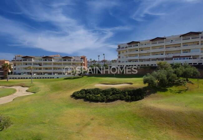 Benalmadena'da Golf Sahasına Yakın Projede 2+1 Daire 3