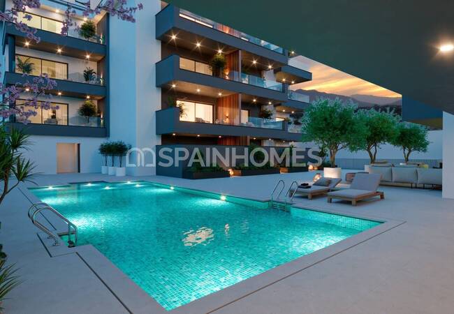 Málaga Fuengirola'da Havuzlu Sitede Daireler 2